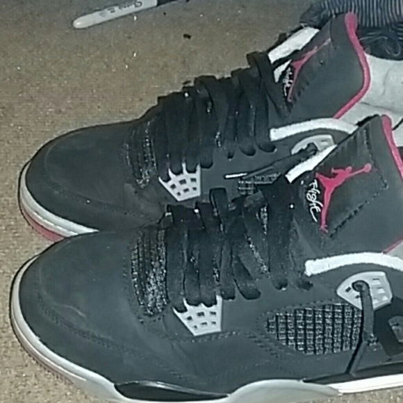 Jordan 4 bred - Picture 3 of 4